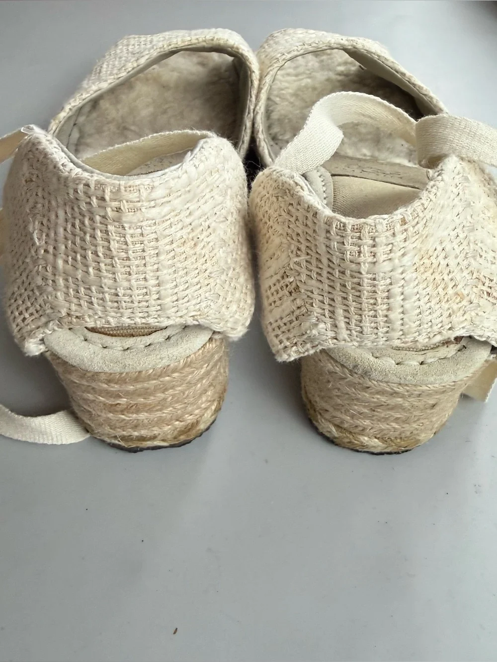 UGG Mar Women’s Espadrille Wedge Sheepskin Sandals Cream Ankle Tie Size 9 Boho